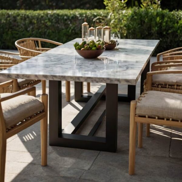 Backyard Outdoor Table Setting Ideas - Image 4