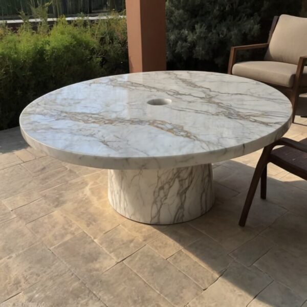 Calacatta Borghini Marble Outdoor Table - Image 2