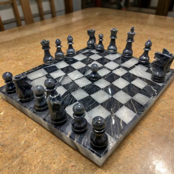 Crystal Quartzite Chess Set - Image 4