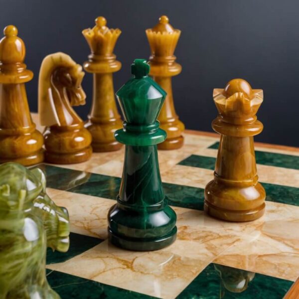 Green Onyx Chess Set - Image 3